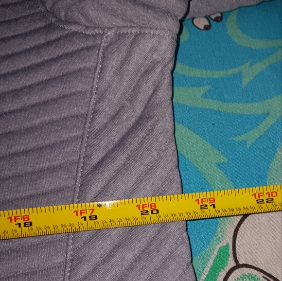 LL Bean Ribbed Air Light Quilted Knit Pullover Sweatshirt - Picture 6 of 6